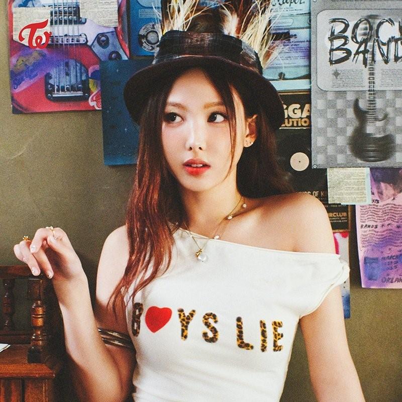 

(Предварительный заказ)TWICE 6-й японский альбом - ENEMY (Индивидуальное издание) Nayeon