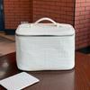 Große Kapazität Krokodilmuster Leder Kosmetiktasche Damen Tragbare Make-up Tasche mit Griff