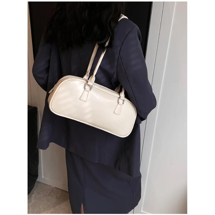 Retro Commuter Shoulder Bag Women's  New High Quality Soft Leather Underarm Bags Elegant Red Bride Bag Wedding Handbags