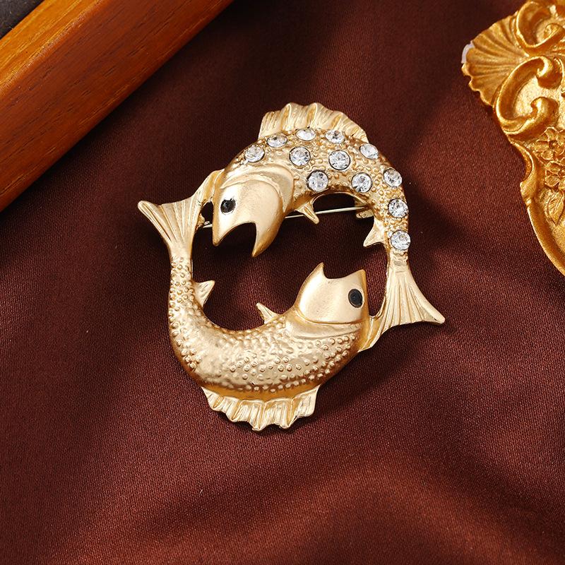 

Женские Мужские Винтажные Барочные Знаки Зодиака Кристальные Броши Булавки Золотого Цвета Винтажный Многостильный Дворцовый Значок Корсаж Для Леди