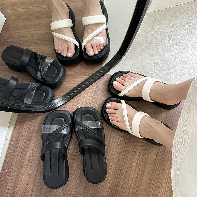 Muffin Thick-soled Slippers Women's 2025 New Summer Wear Fashionable and Versatile Height Increase Lightweight Soft Bottom Stepping On Shit Beach