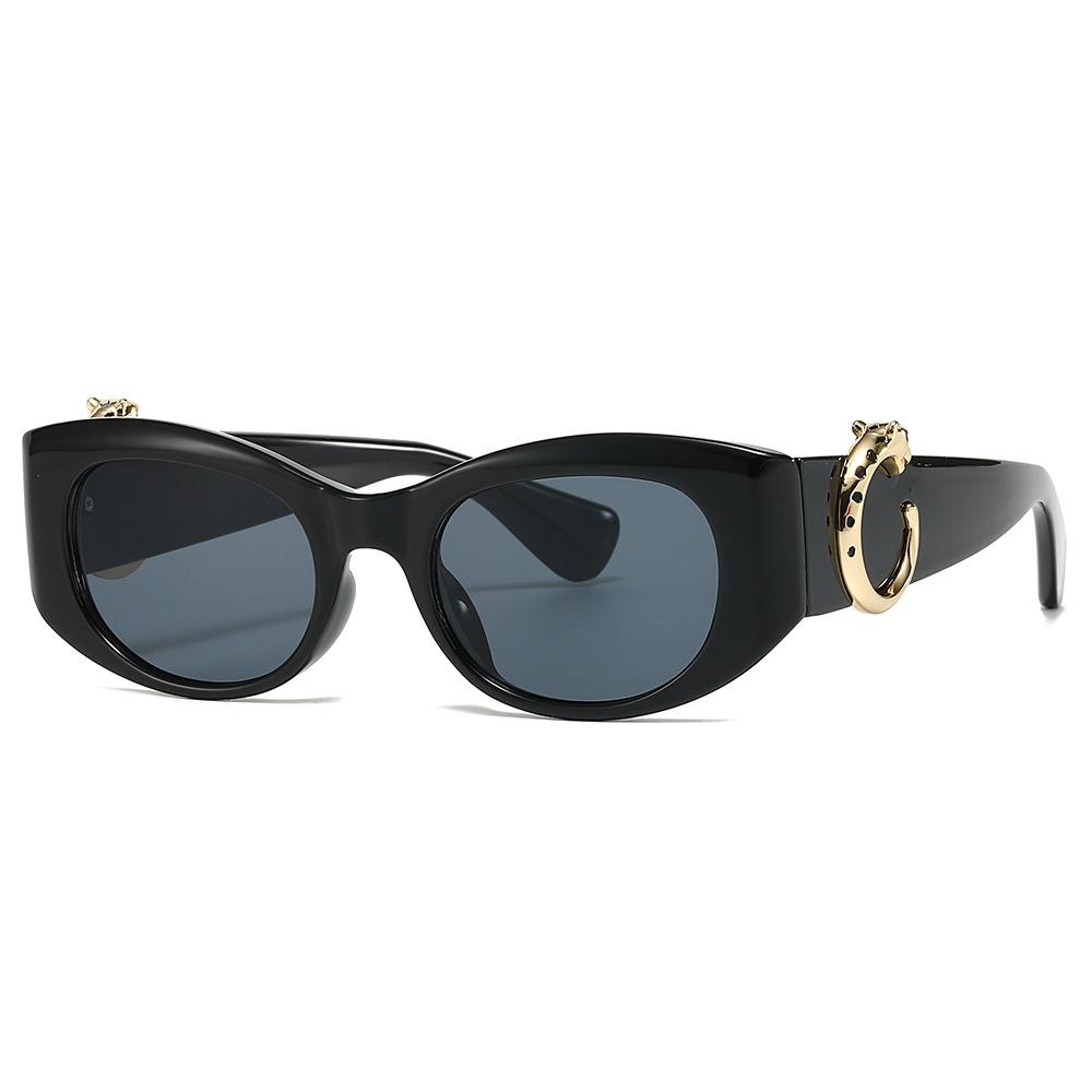 

New in Fashion Vintage Classic Gold Leopard Sunglasses Women For Men Luxury Brand Designer Punk Popular Sun Glasses UV400 Shades