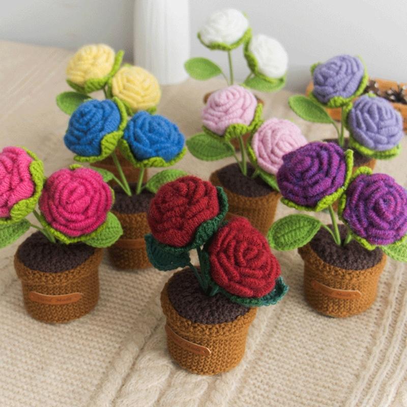 Cute Crochet Rose Flower Arrangement Small Knitting Potted Plant Ornament Home Office Desktop Decors For Wedding Gift