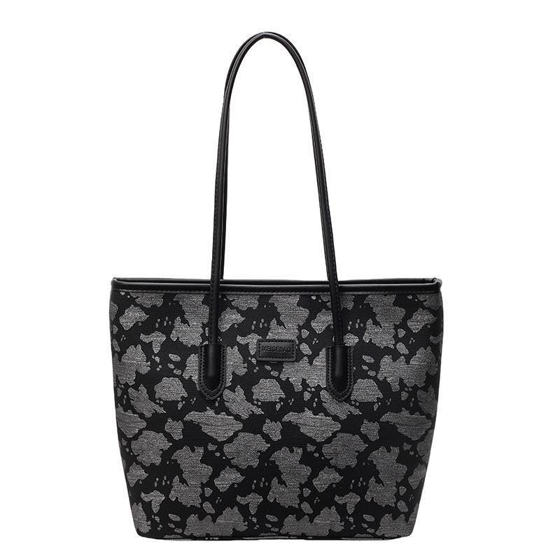 

New large-capacity tote bag versatile high-end sense portable women s bag fashion niche single shoulder satchel g