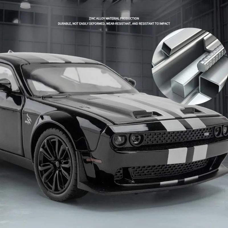 Simulation 1/24 Scale Dodge Challenger SRT Hellcat Alloy Car Model Sound Light Children Toy Vehicle Metal Miniature Voiture