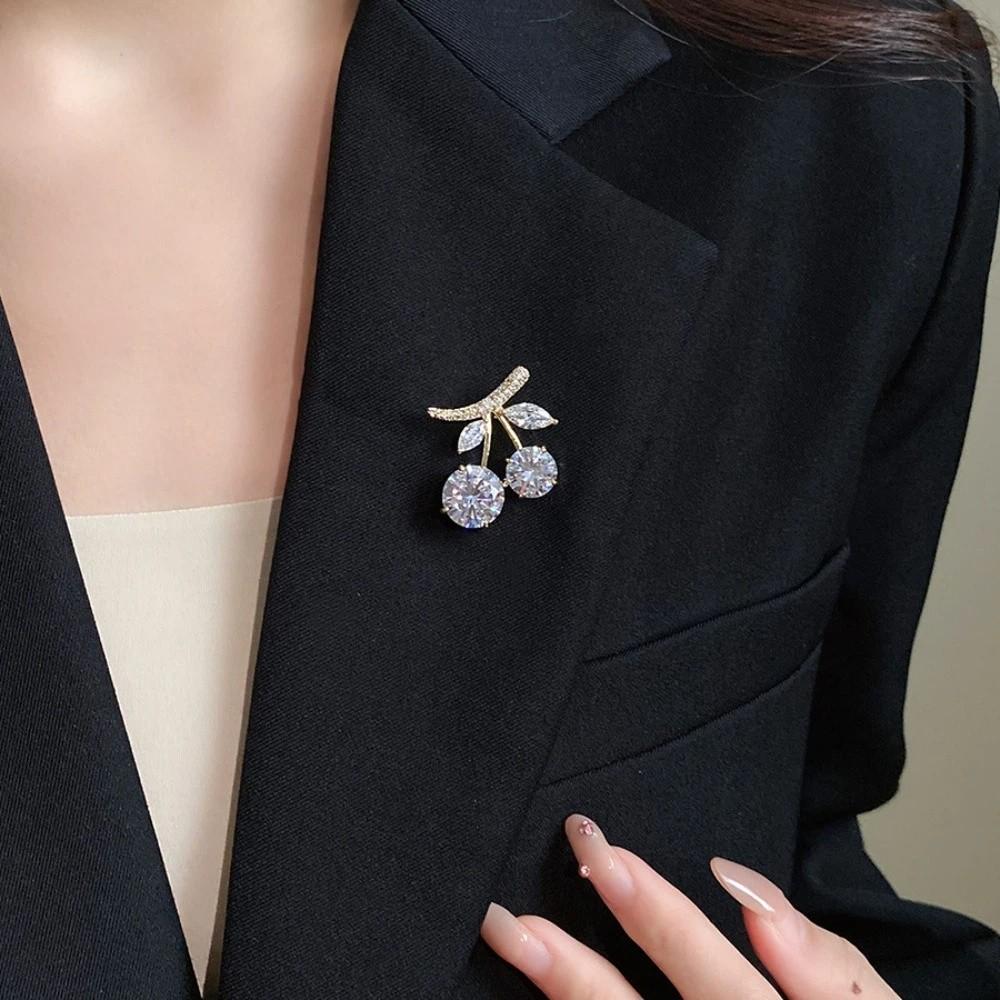 Chest Flower Long Leaf Pin Flower/Bow/Cherry/Starfish Metal Brooch  Men/Women Suit