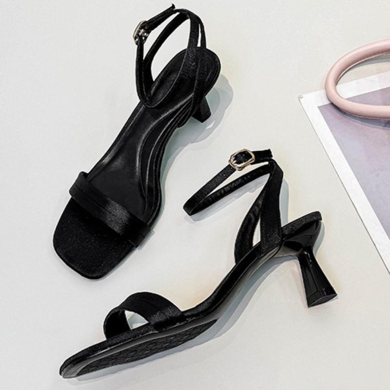 

Fashion High Quality Silver Ankle Buckle Heeled Sandals Women Fashion Square Toe Open Toe Slide Sandals Concise Comfort Sandalias Mujer 35 чёрный
