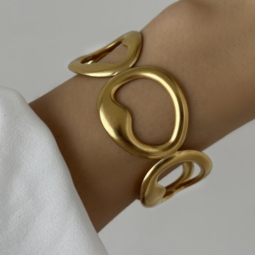 Stainless Steel Wide Bangles for Women Luxury Gold Color Chunky Flower Cuff Bangle Bracelet Femme Vintage Aesthetic Jewelry Gift