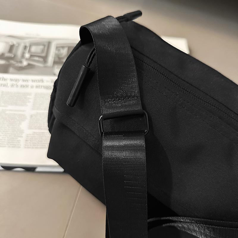 Nylon Solid Color Crossbody Bag Travel Sports Fitness Shoulder Bag