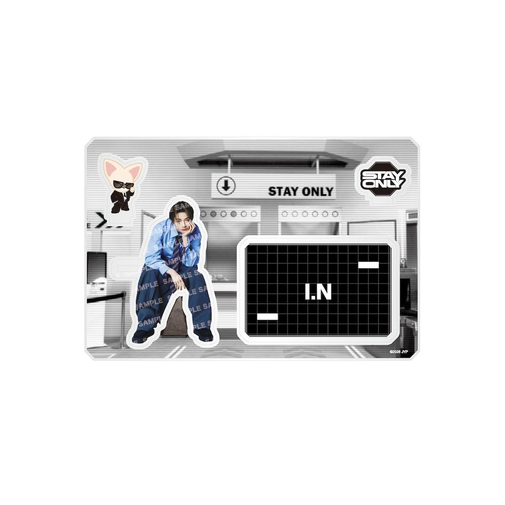 Stray Kids World Tour RUN IT JAPAN OFFICIAL GOODS MD PRE-ORDER