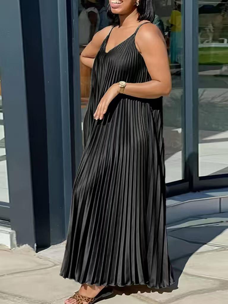 Plus Size Spaghetti Strap Pleated V-Neck Summer Dress with Flowing Hem