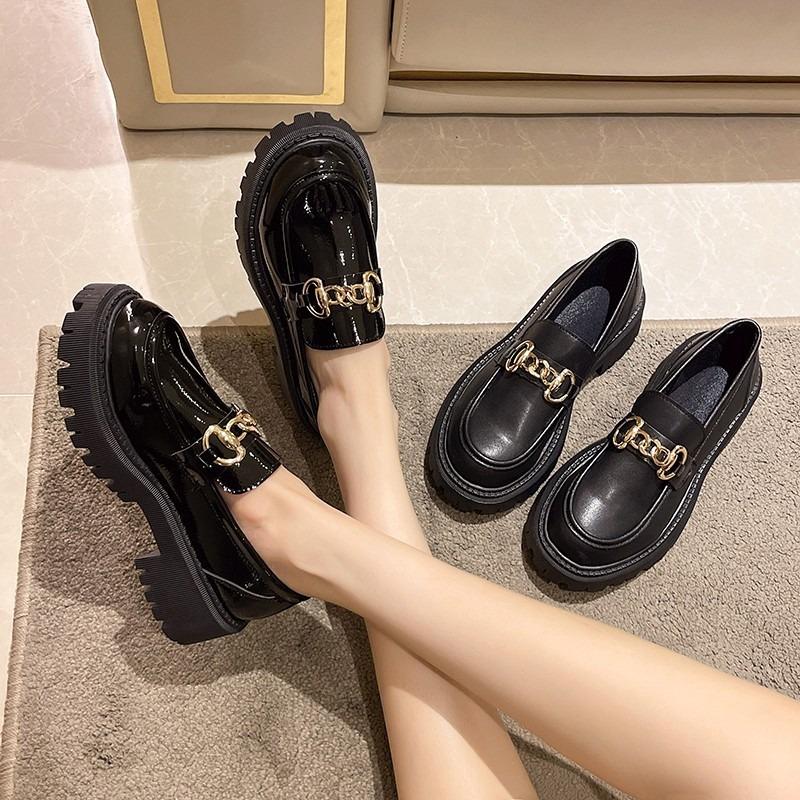 2024 Women Spring New Black Platform Flats Shoes Women Loafers Slip on Boat Shoes Metal Designer Casual Leather Oxfords