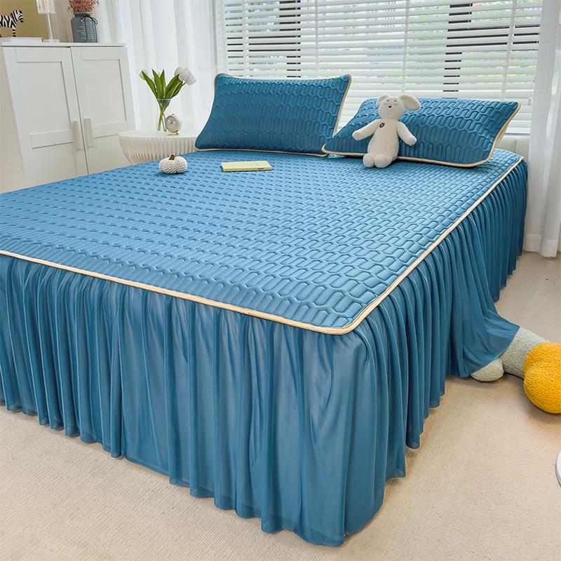 

Новый латексный подзор для кровати, летний комплект из трех частей, летний комплект из трех частей, чехол для матраса, мягкий коврик Ice Silk 150x200cm