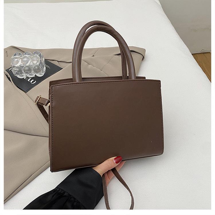 Minimalist Style Faux Leather Shoulder Bag, Simple Zipper Crossbody Purse for Women CLE