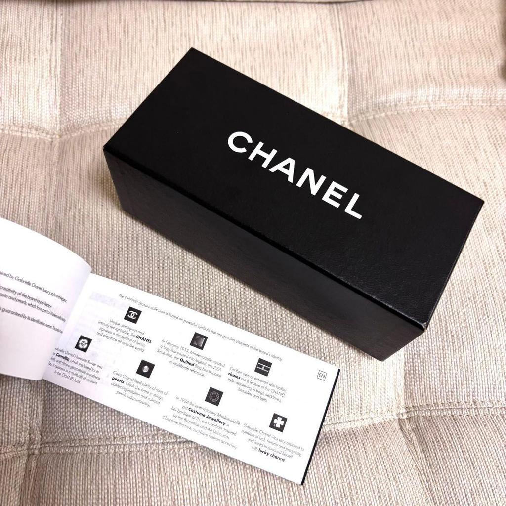 Used Limited price reduction until today chanel Chanel genuine box sunglasses box
