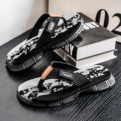 Herren-Flip-Flops 2025 neue Sommerbekleidung auf Scheiße treten Strandschuhe Outdoor rutschfeste Sandalen Gurtband