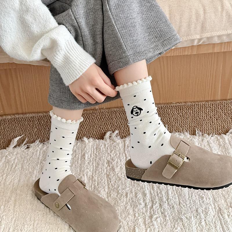 Japanese Style Women's Mid-Length Dot Puppy Embroidered Cotton Socks - Breathable & Sweat-Absorbent for Autumn & Winter