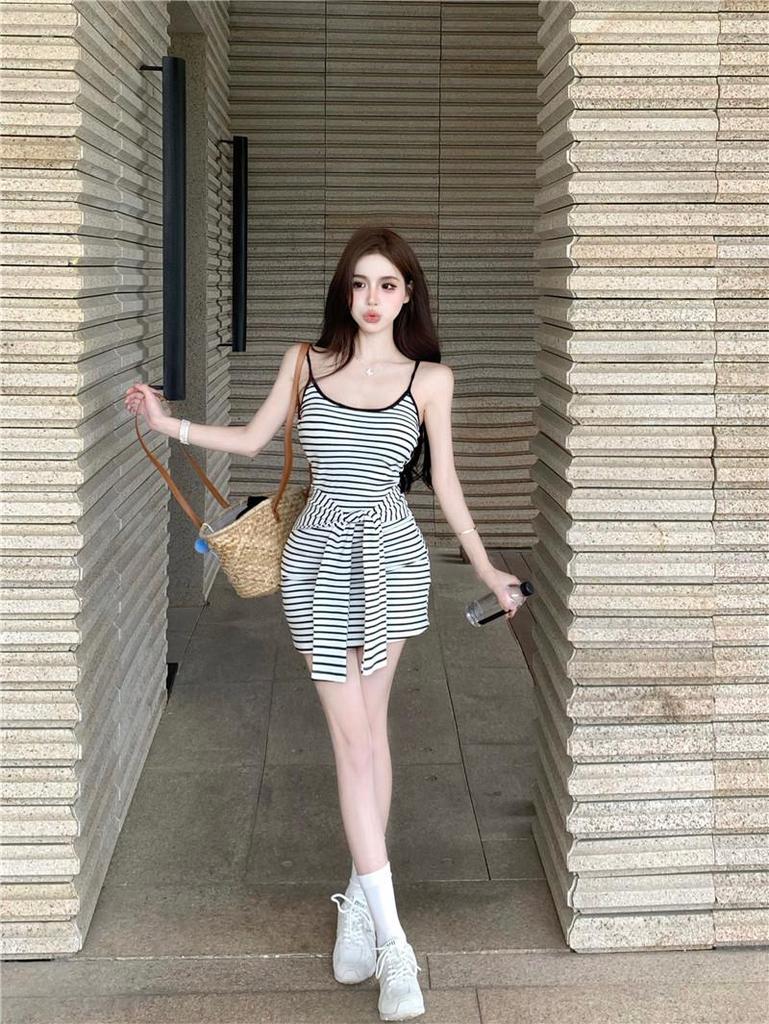 Women's Summer Strappy Striped Slim-Fit Suspender Dress, Hot Girl Style, Contrast Colors, Short Skirt