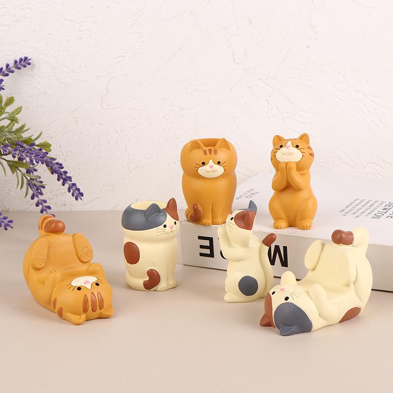 1Pc Japan Style Glasses Mobile Phone Holder Stationery Desktop Cat Decoration Collectible Home Decor Resin Craft Ornaments
