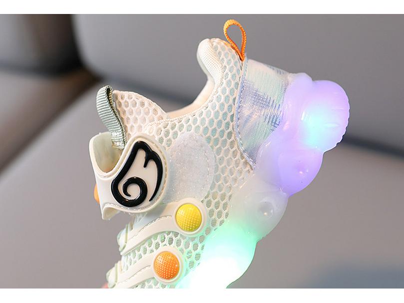 LED Flash Toddler Sneakers: Soft Sole, Non-Slip, Mesh, for 1-3 Year Olds