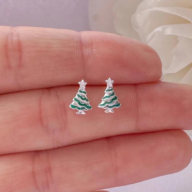 Huitan Chic Green Christmas Tree Stud Earrings for Girls Cute Plant Ear Piercing Accessories Handmade Green Enamel Women Jewelry