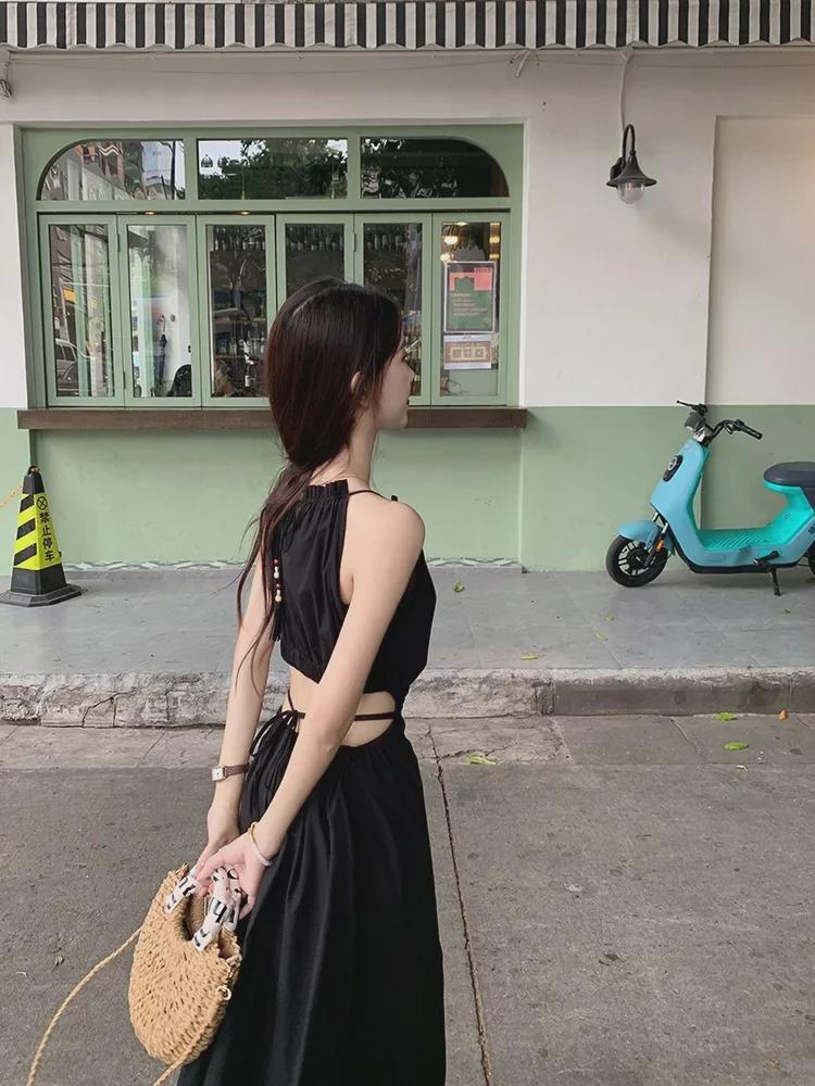 Damen Neckholder Quastenkleid: Hohle Taille, Bindegürtel, Slim Fit Langer Rock, Urlaubsstil.