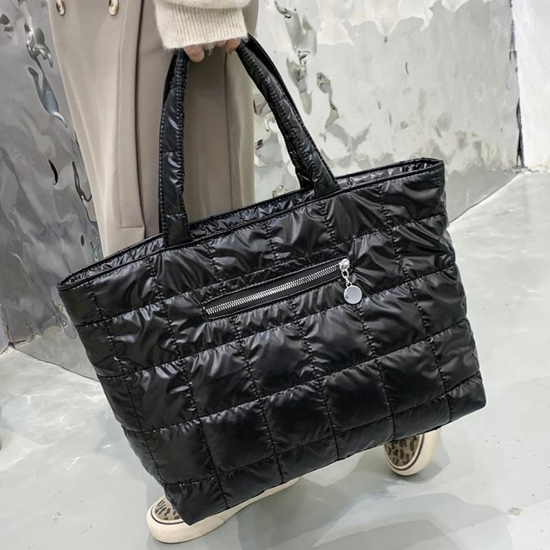 Winter Cotton Tote Bag High Capacity Women's Shoulder Handbags Quilted Female Handbags for Daily Commute Work Shopping and Travel