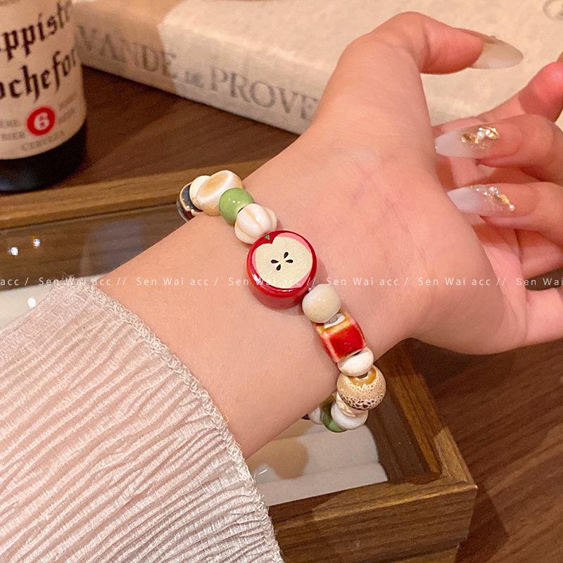 Korean-Style Versatile Pearl Bracelet for Women: Light Luxury, Exquisite, High-End Feel, Popular Beaded Bangle, Elegant Hand Jewelry.