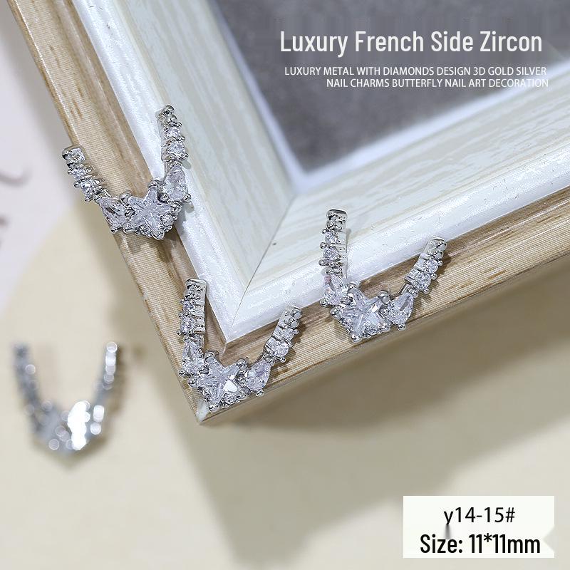 Elegant 3D French Crescent Zircon Nail Art with Star Design