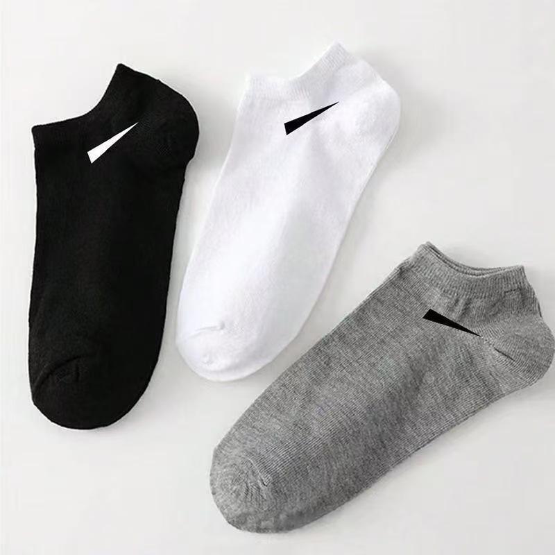 Men's Solid Color Low-Cut Socks - Black, White, Gray