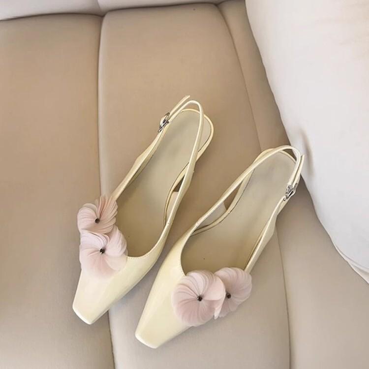 Sheepskin version~ French temperament flower design bag head rear empty sandals fairy style square head temperament light mouth single shoes