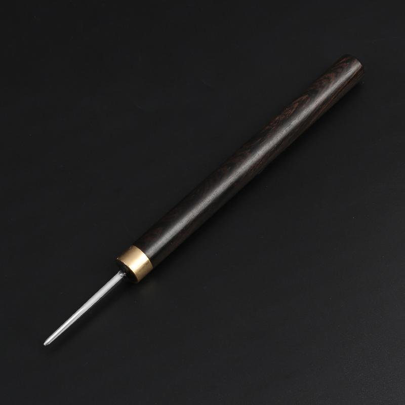 Nitriertes Weißstahl Holzschnitzmesser mit Griff aus lila Sandelholz