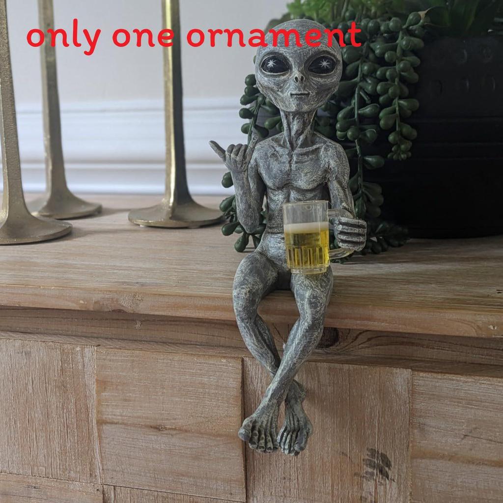 Resin Cat Dog Alien Statue With Artistic Design For Home Decor And Gift Giving