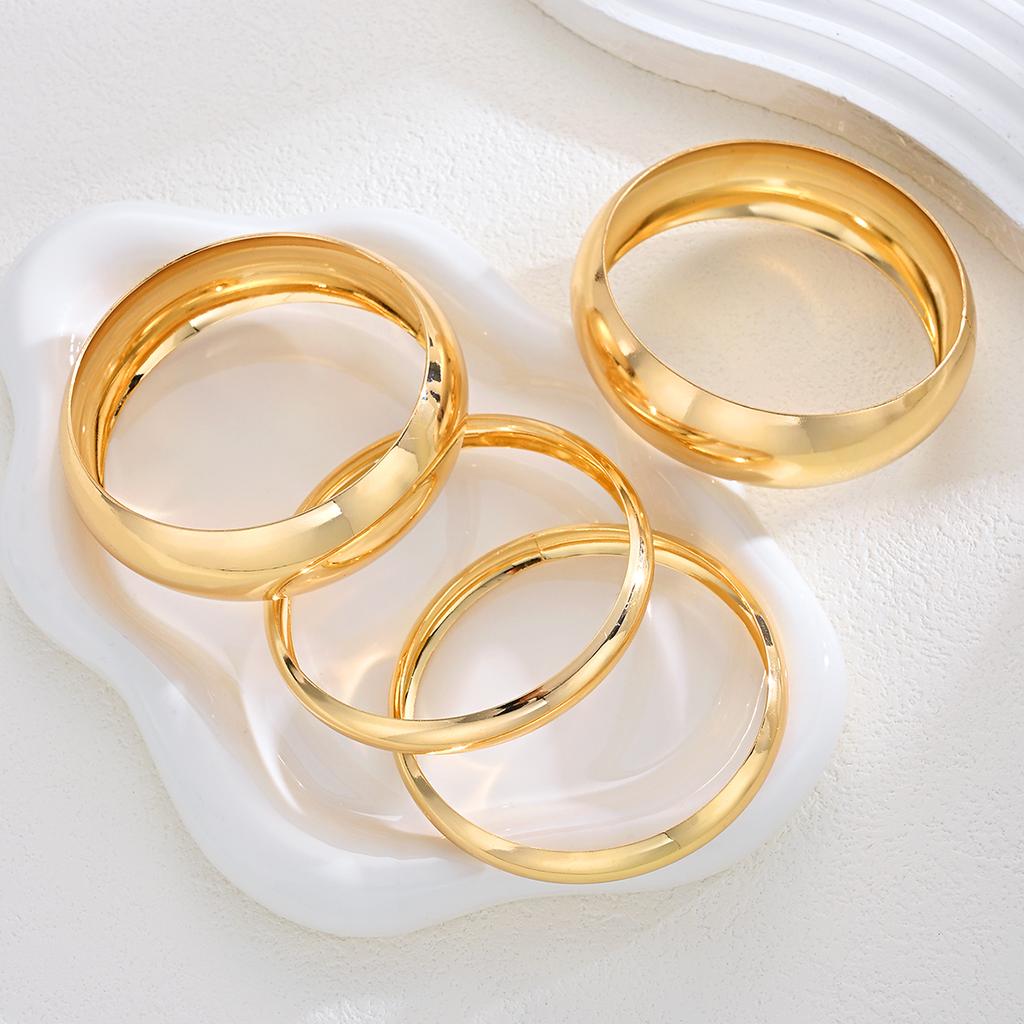 4 Pcs/Set Hip Hop Glossy Metal Stacking Bangles for Women Punk Round Arm Bracelets Daily Party Wear Hand Jewelry Gifts 2026 New