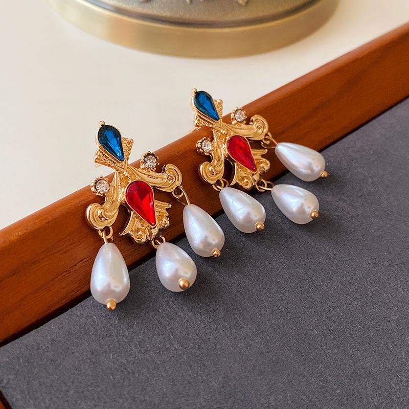 Medieval Retro Palace-Style Luxurious Round Earrings