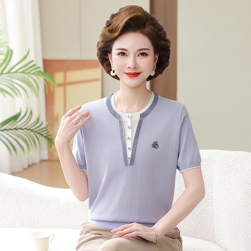 

2026 Elegant Ice Silk Knit Top for Middle-Aged Women: Short Sleeve Mulberry Silk for a Youthful Look 3XL (120-135kg)