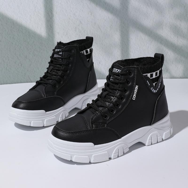 Winter Fashion Warm Sport Boots Women's Short Plush Ankle Boots Versatile Lace Up Platform Lady Shoes Lightweight Sneakers 35-43