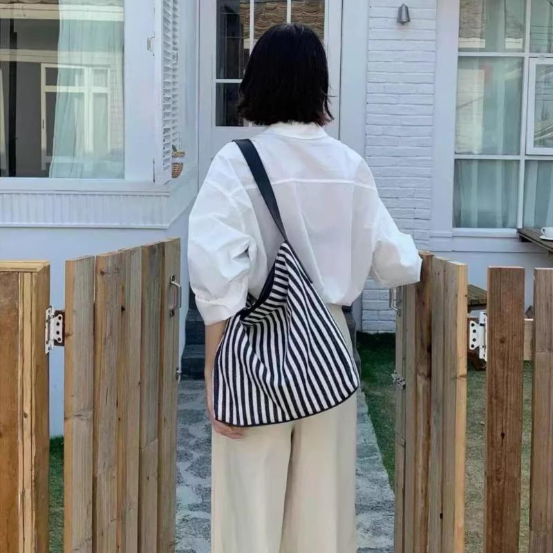 Large-capacity Tote Bag, Versatile Striped Commuter Single-shoulder Bag, Women's Casual Underarm Bag