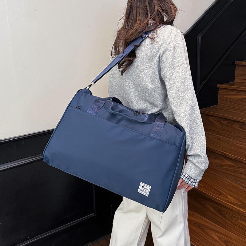 Men's & Women's Large Waterproof Travel Bag - Portable, Lightweight, Versatile for Short Trips and Dorm Use
