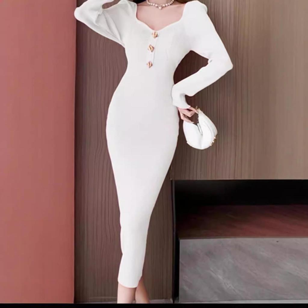 Women's Mid-Length Slim French Retro Knit Square Collar Sweater Dress for Autumn/Winter