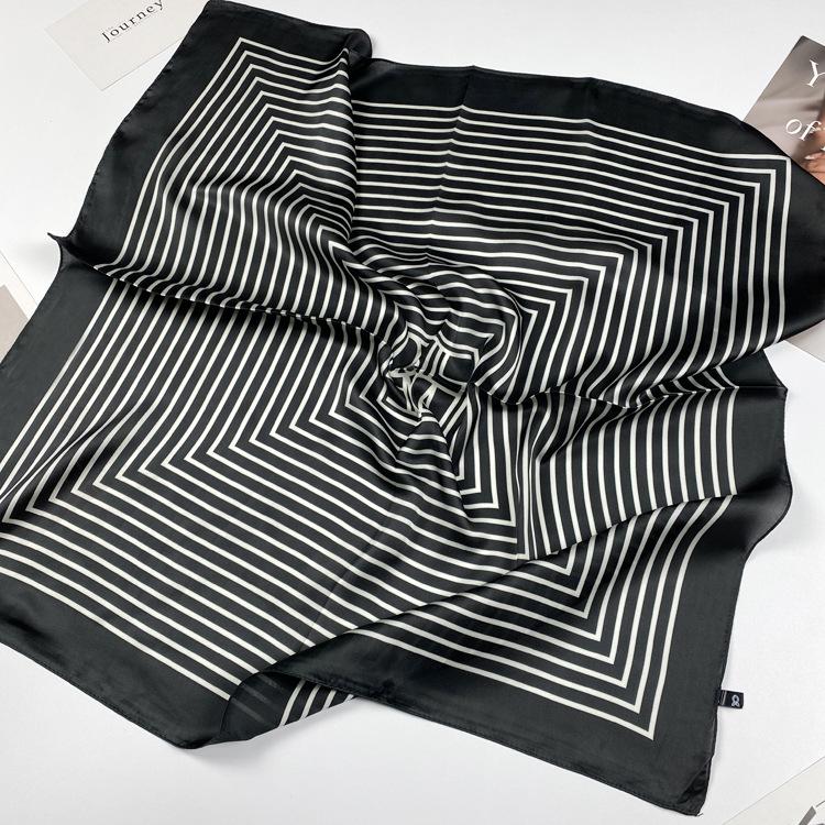 Small Silk Scarf Women'S Season Small Square Scarf Summer Scarf Versatile Fashion Decoration Professional Small Scarf Tide