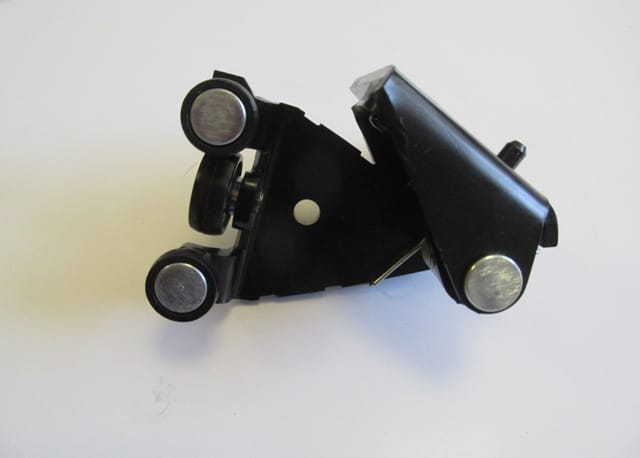 For Peugeot Partner 1996-2002 Left Sliding Door Center Guide Joint Oem 9034.30
