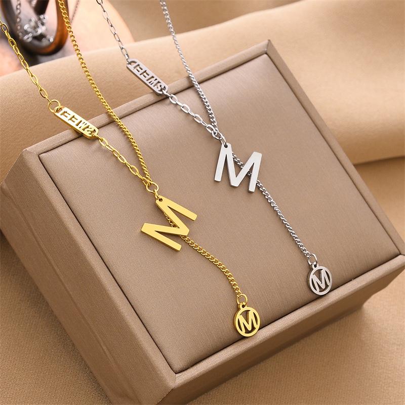 

Новые модные персонализированные ожерелья. Модные подвески в стиле ретро. Модные ретро-колье.