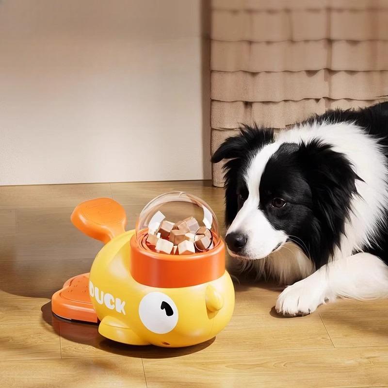 Yellow Duck Shape Cat Treat Dispenser Toy, Interactive Self-Play Pet Toy, Food Leaking Thrower Toy For Cats, Indoor Cat Entertainment Pet Supplies