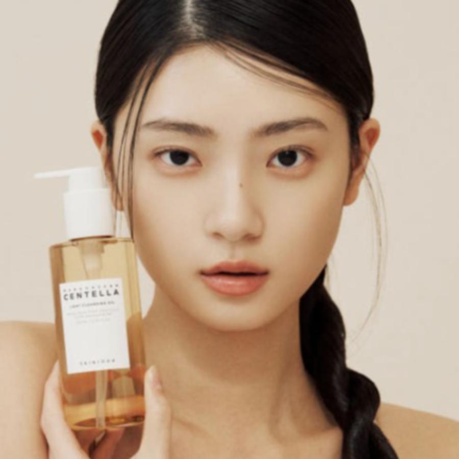SKIN1004 MADAGASCAR Centella Light Cleansing Oli 200mL