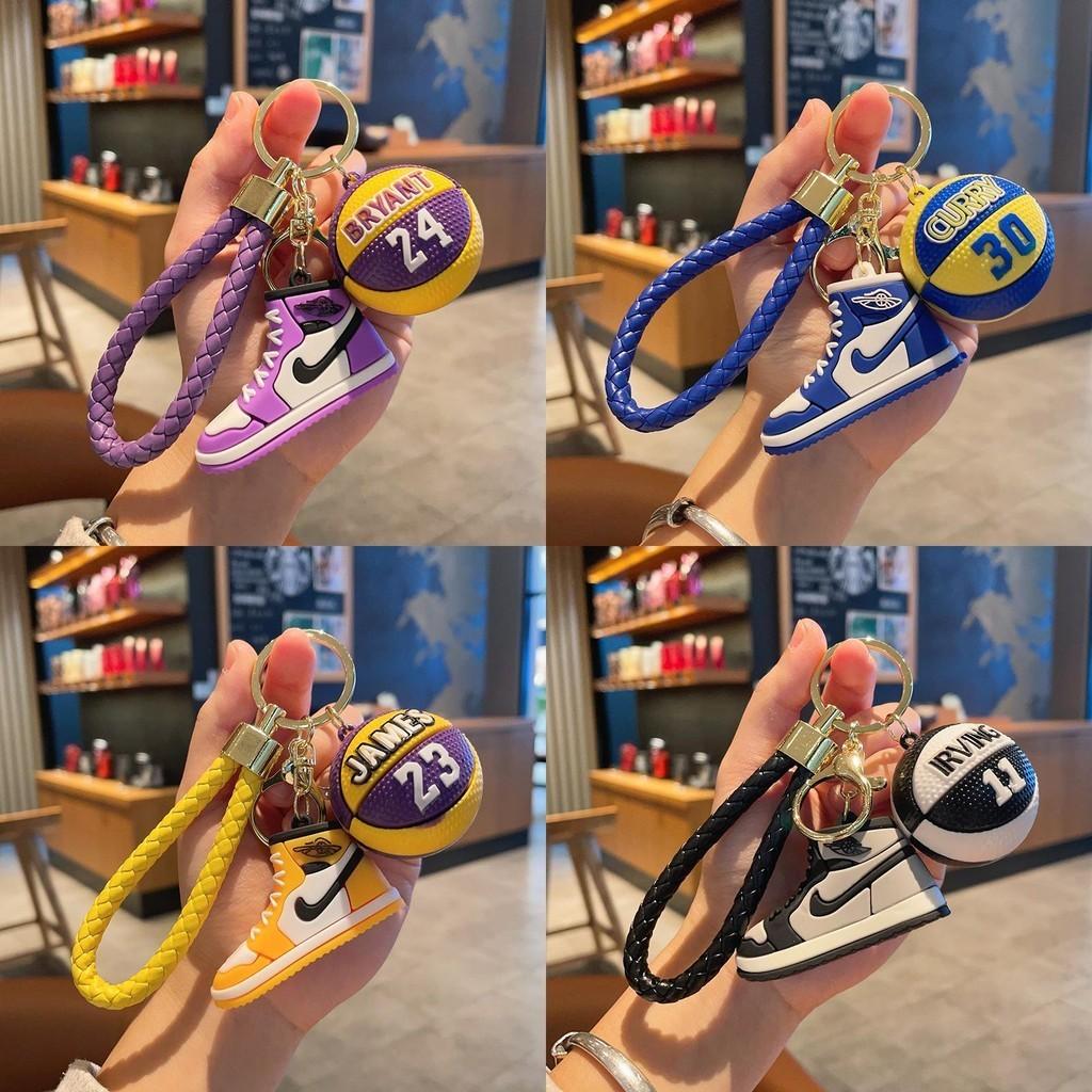 Bunter Silikon-Basketballschuh-Schlüsselanhänger für Rucksäcke und Autoschlüssel Süßes Geschenk