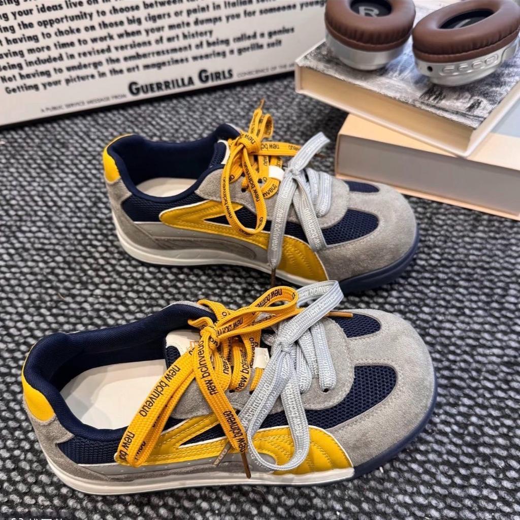 2025 Early Autumn German Training Shoes Retro Lightweight Soft Sole Small Sports Shoes Pair of Shoelaces Thick Sole Breathable Mesh Women's Shoes