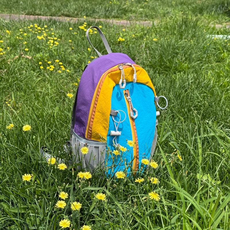 Schoolbag new outdoor color contrast sports mountaineering bag high value travel backpack large capacity fashion simple color contrast backpack