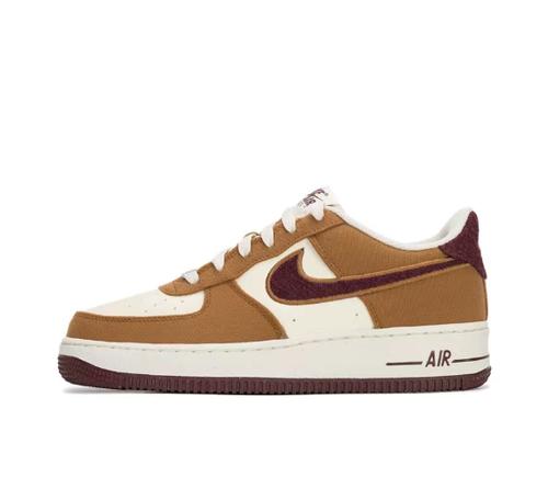 

Nike Повседневная парусиновая обувь Air Force 1 LV8 для больших детей FN4731-200 Размер 3.5Y-7Y EU 36