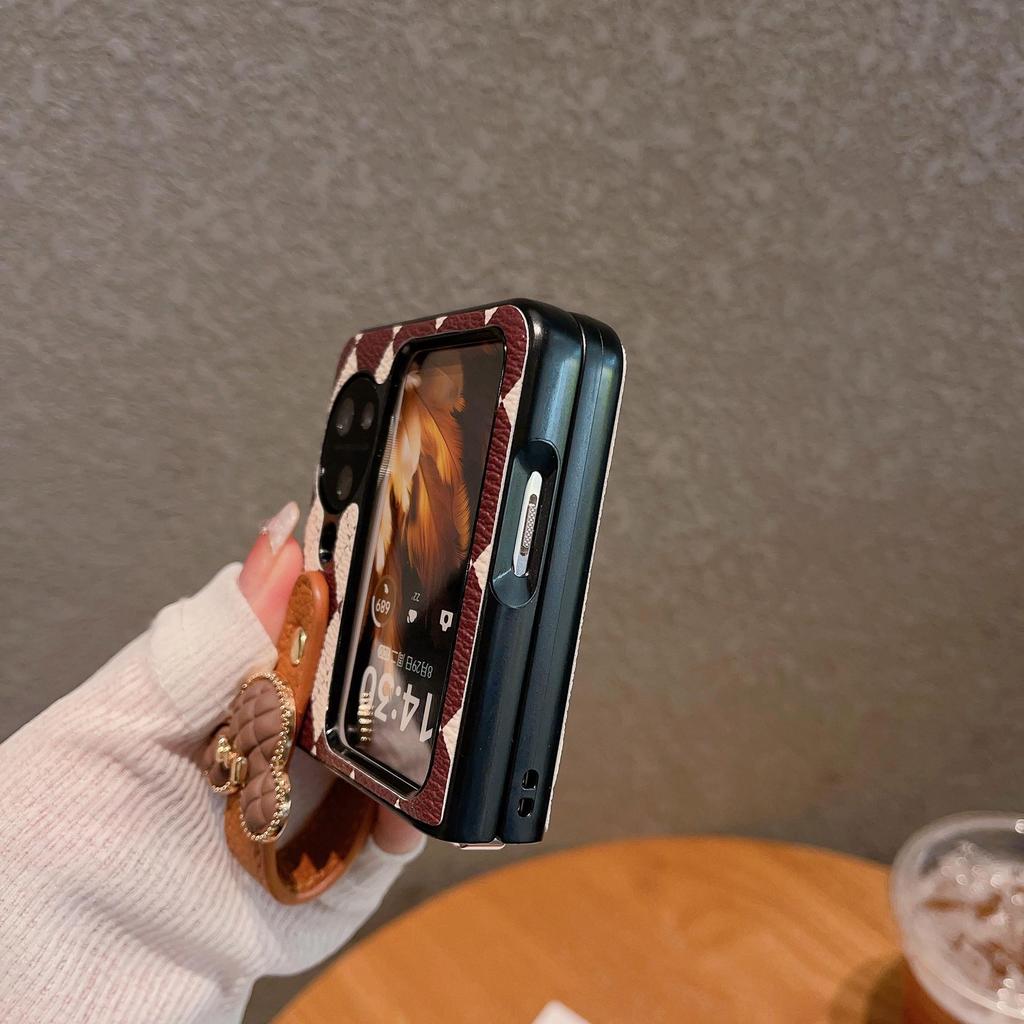 Rhombus Wrist Strap Case for OPPO Find N2/N3 Flip Foldable Phone